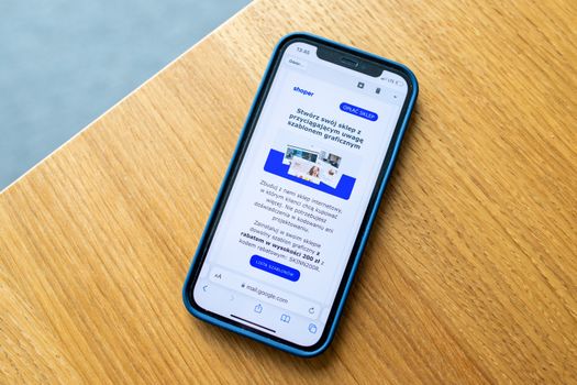 Boost Your E-Shop Sales with Influencer Marketing: A Complete Guide